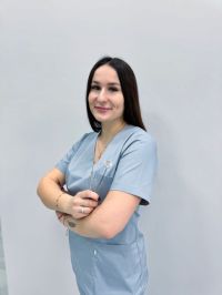 Лечение кариеса по сниженной стоимости – 4990 рублей  